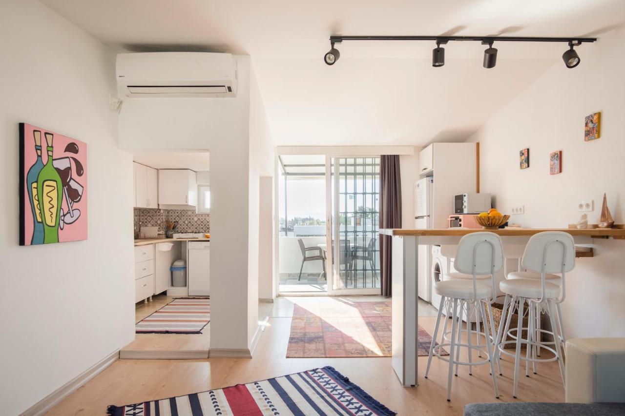 Central, Cozy, 15 Min Walk To The Beach, Fast Wi-Fi, Free Parking, 4Ppl Bodrum Екстериор снимка