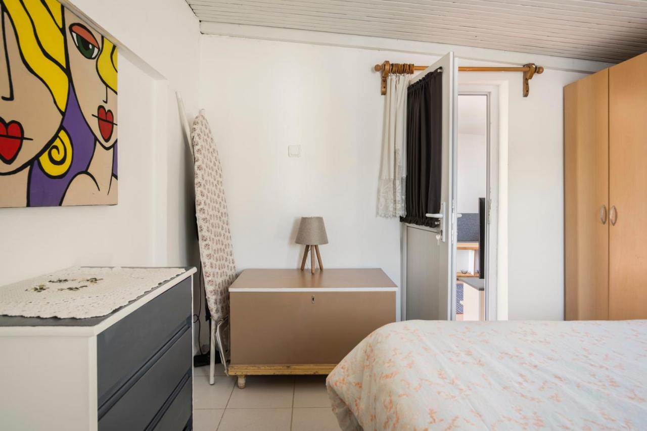 Central, Cozy, 15 Min Walk To The Beach, Fast Wi-Fi, Free Parking, 4Ppl Bodrum Екстериор снимка